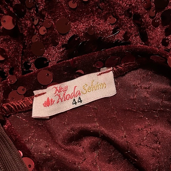 NEW MODA SELVIM Burgundy Allover Sequin Long Sleeve Maxi Dress - Picture 11 of 13